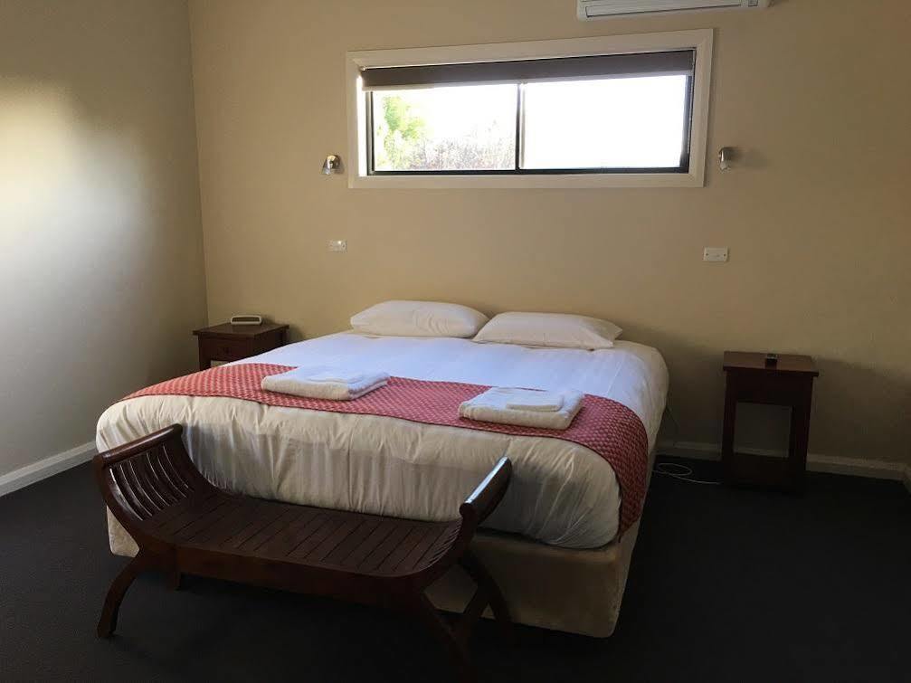 Hillview Farmstay Gundagai Exterior foto