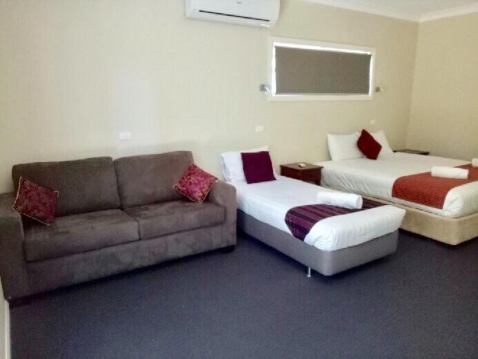 Hillview Farmstay Gundagai Exterior foto